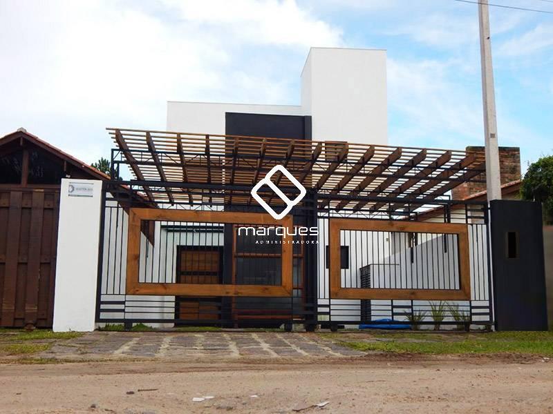 Casa com 3 quartos, 2 banheiros e 100m² à venda no bairro Recanto de Portugal, Pelotas
