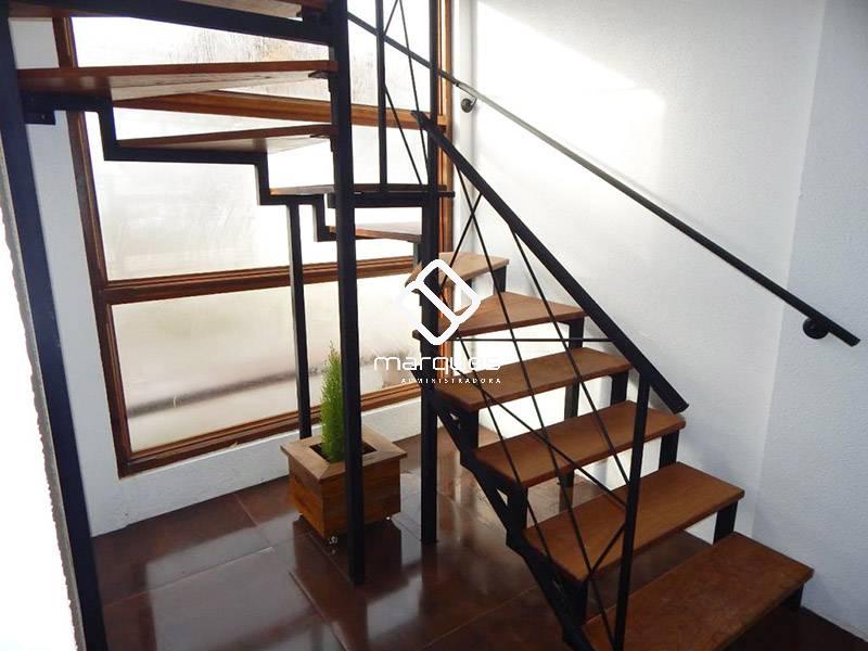 Casa com 3 quartos, 2 banheiros e 100m² à venda no bairro Recanto de Portugal, Pelotas