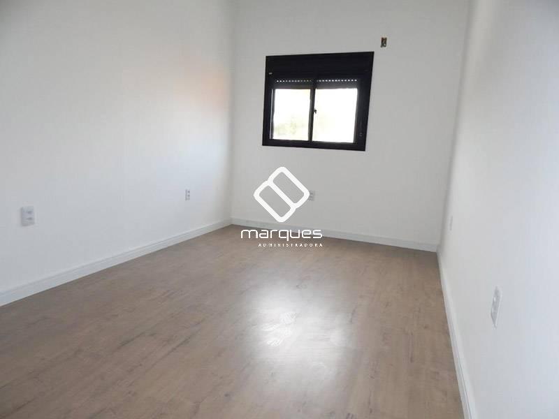 Casa com 3 quartos, 2 banheiros e 100m² à venda no bairro Recanto de Portugal, Pelotas