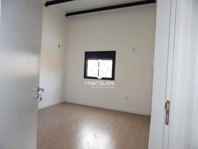 Casa com 3 quartos, 2 banheiros e 100m² à venda no bairro Recanto de Portugal, Pelotas