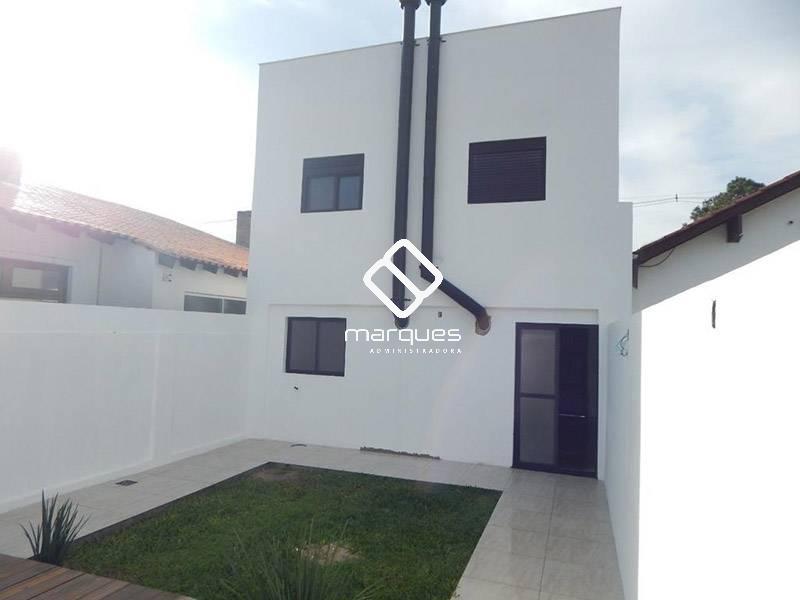 Casa com 3 quartos, 2 banheiros e 100m² à venda no bairro Recanto de Portugal, Pelotas