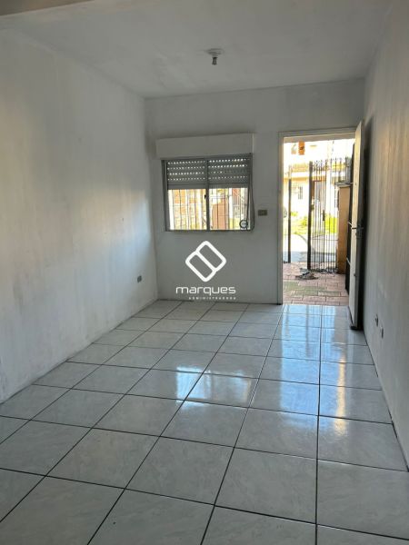 Casa com 2 quartos, 2 banheiros e 125m² à venda no bairro Areal, Pelotas