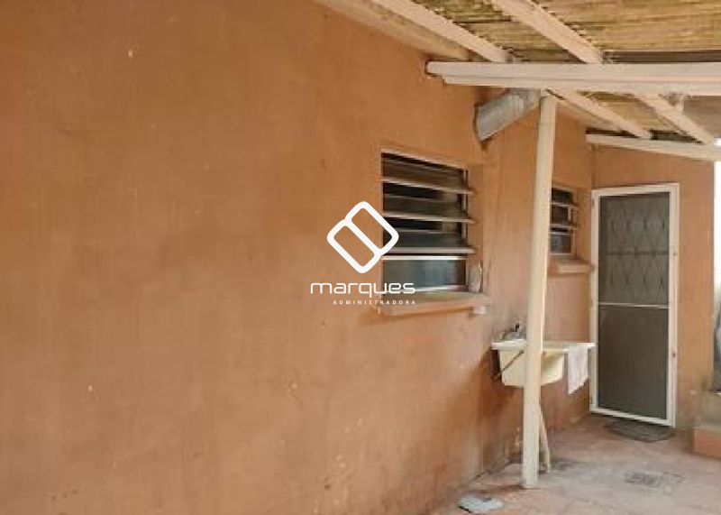 Casa com 2 quartos, 2 banheiros e 125m² à venda no bairro Areal, Pelotas