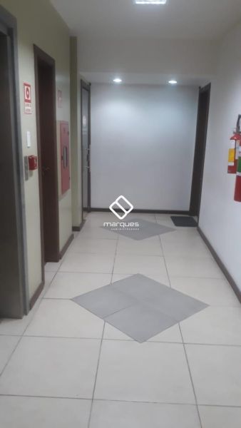 Sala com 1 quarto, 1 banheiro e 70m² à venda no bairro Centro, Pelotas
