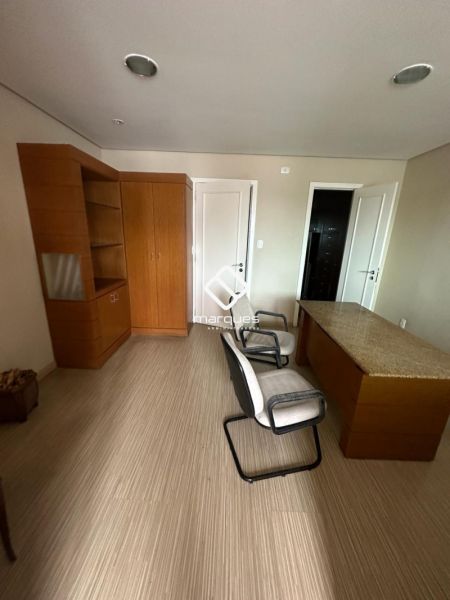 Sala com 1 quarto, 1 banheiro e 70m² à venda no bairro Centro, Pelotas