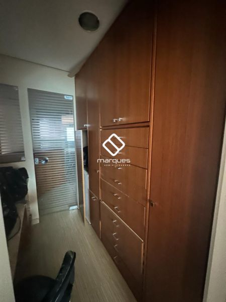 Sala com 1 quarto, 1 banheiro e 70m² à venda no bairro Centro, Pelotas