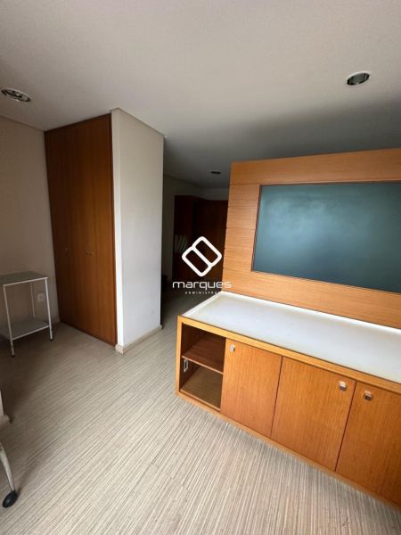 Sala com 1 quarto, 1 banheiro e 70m² à venda no bairro Centro, Pelotas