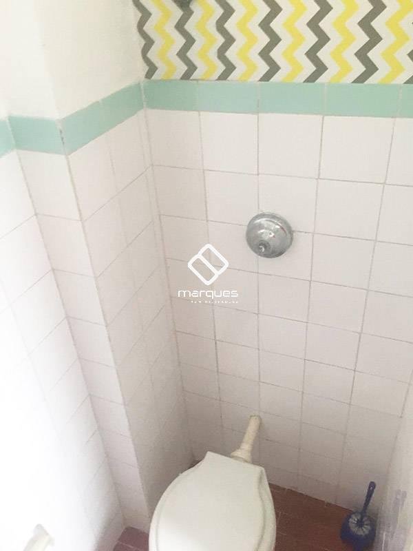 Sala com 1 banheiro e 19m² à venda no bairro Centro, Pelotas