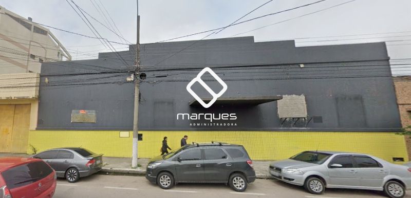 Pavilhão com 2 banheiros e 1450m² à venda no bairro Centro, Pelotas
