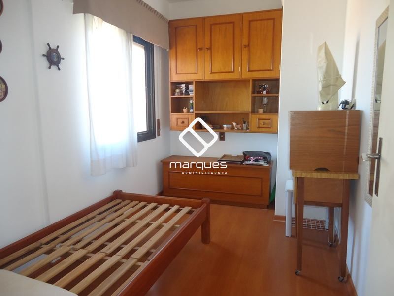 Apartamento com 3 quartos, 2 banheiros e 147m² à venda no bairro Centro, Pelotas