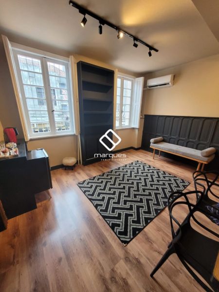 Sala com 20m² à venda no bairro Centro, Pelotas