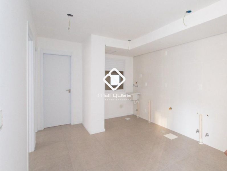 Apartamento com 2 quartos, 1 banheiro e 50m² à venda no bairro São Gonçalo, Pelotas