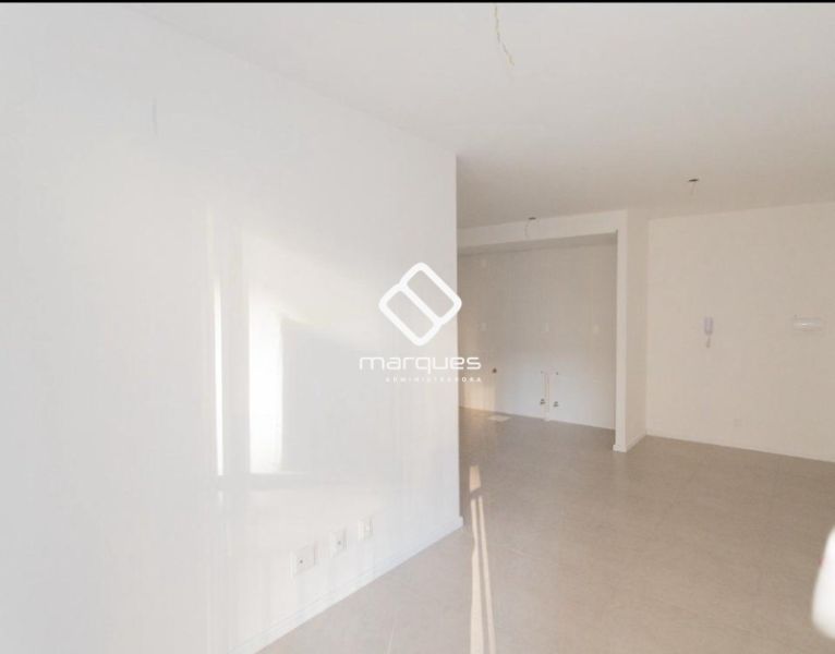 Apartamento com 2 quartos, 1 banheiro e 50m² à venda no bairro São Gonçalo, Pelotas