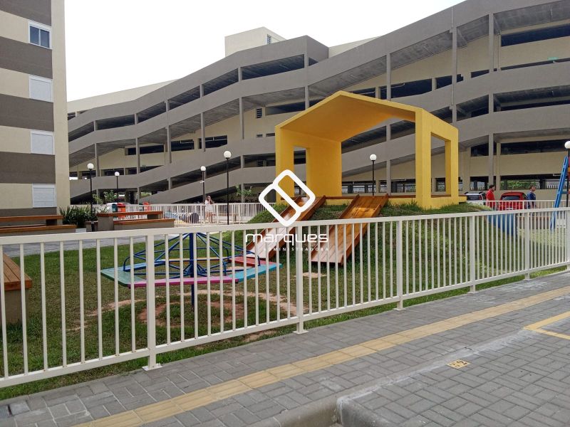 Apartamento com 2 quartos, 1 banheiro e 50m² à venda no bairro São Gonçalo, Pelotas