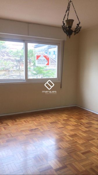 Apartamento com 3 quartos, 2 banheiros e 106m² à venda no bairro Centro, Pelotas