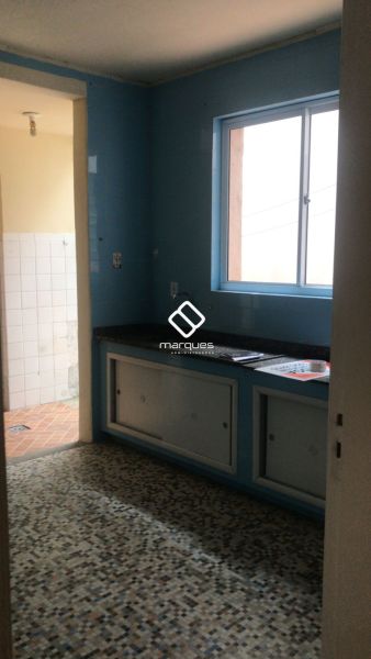 Apartamento com 3 quartos, 2 banheiros e 106m² à venda no bairro Centro, Pelotas