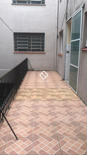 Apartamento com 3 quartos, 2 banheiros e 106m² à venda no bairro Centro, Pelotas