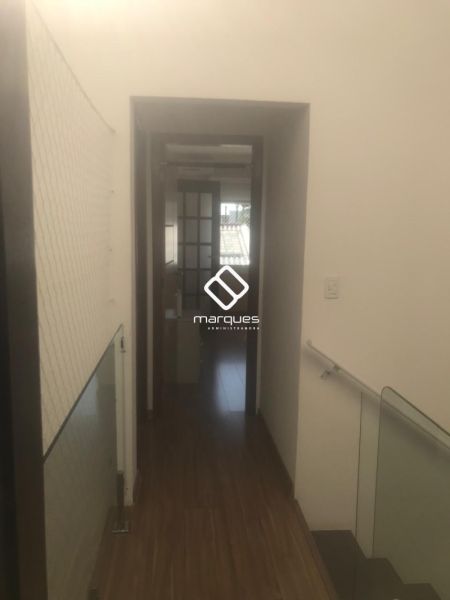 Casa com 3 quartos, 1 banheiro e 223m² à venda no bairro Laranjal, Pelotas