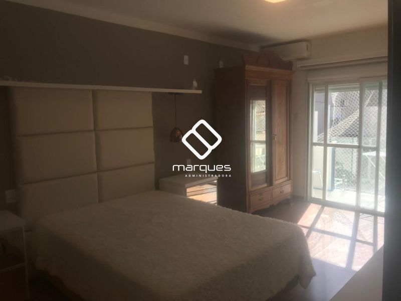 Casa com 3 quartos, 1 banheiro e 223m² à venda no bairro Laranjal, Pelotas