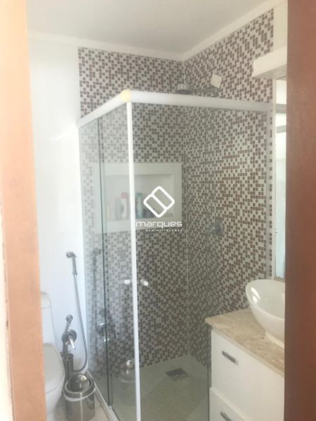 Casa com 3 quartos, 1 banheiro e 223m² à venda no bairro Laranjal, Pelotas