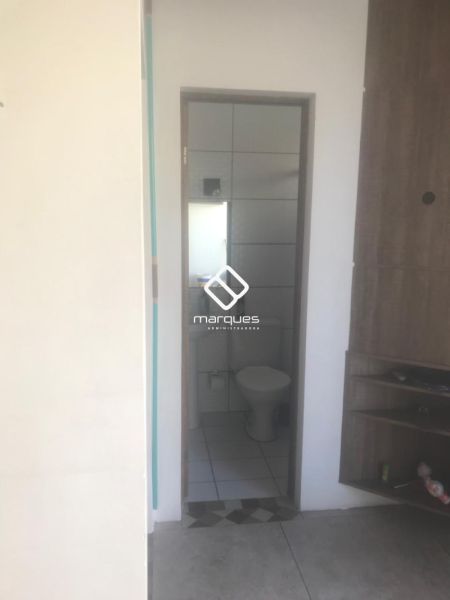 Casa com 3 quartos, 1 banheiro e 223m² à venda no bairro Laranjal, Pelotas
