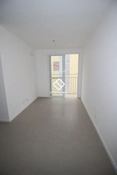 Apartamento com 2 quartos, 1 banheiro e 47m² à venda no bairro São Gonçalo, Pelotas