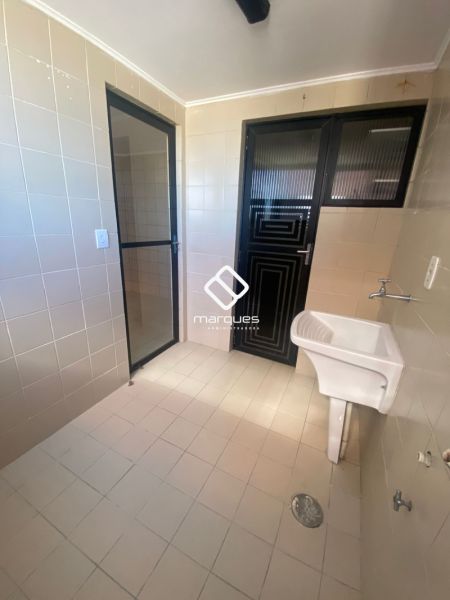 Apartamento com 2 quartos, 2 banheiros e 119m² à venda no bairro Centro, Pelotas