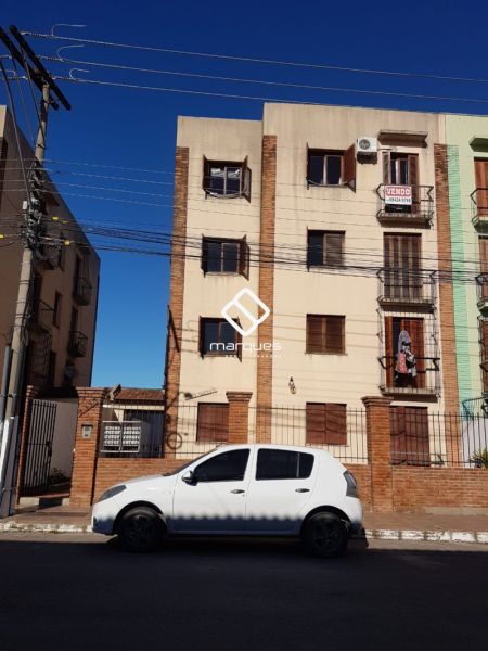 Apartamento com 3 quartos, 1 banheiro e 57m² à venda no bairro Centro, Pelotas