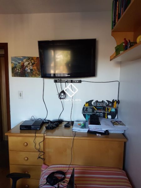 Apartamento com 3 quartos, 1 banheiro e 57m² à venda no bairro Centro, Pelotas