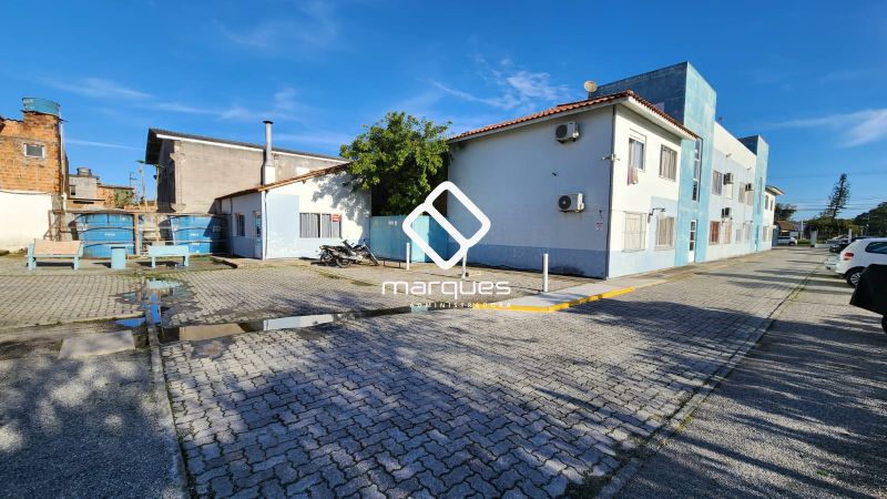 Apartamento com 2 quartos, 1 banheiro e 51m² à venda no bairro Três Vendas, Pelotas