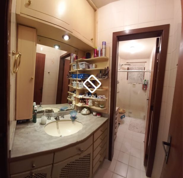 Cobertura com 3 quartos, 2 banheiros e 161m² à venda no bairro Centro, Pelotas
