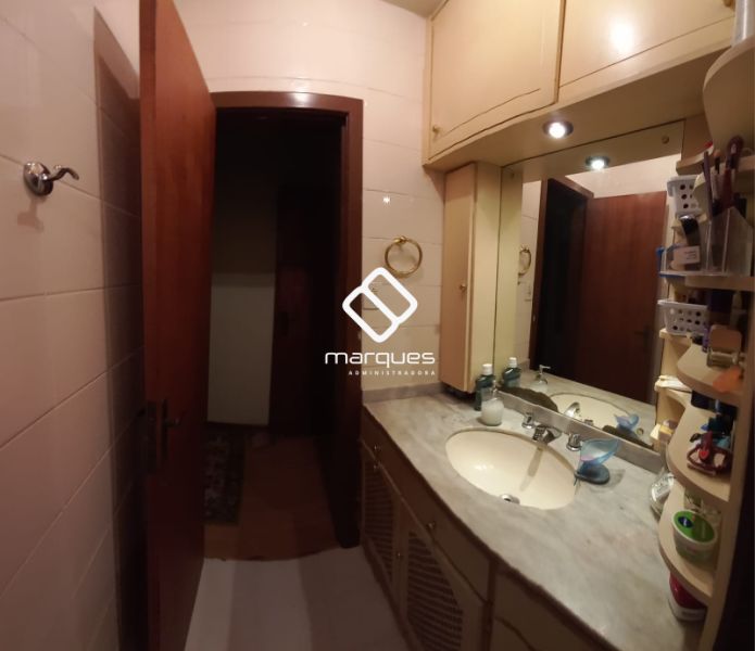 Cobertura com 3 quartos, 2 banheiros e 161m² à venda no bairro Centro, Pelotas