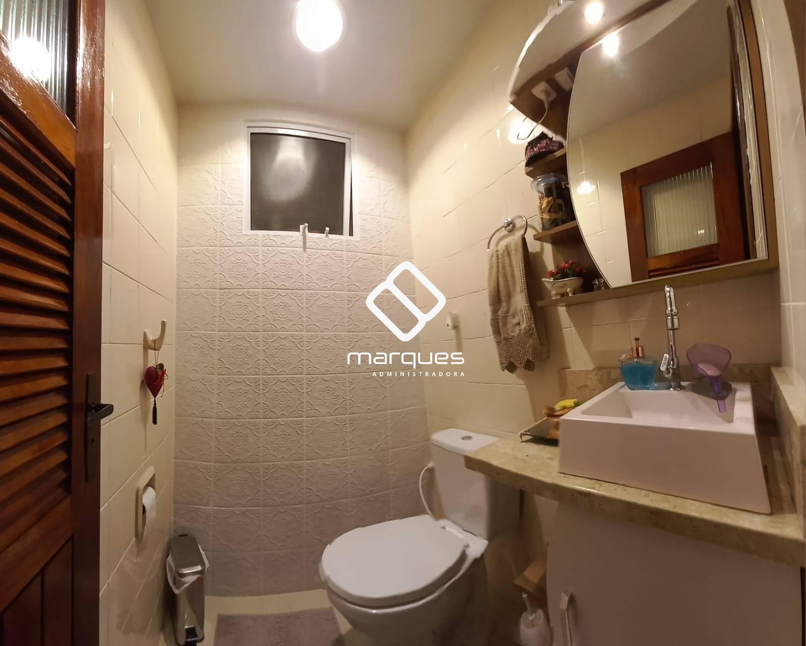 Cobertura com 3 quartos, 2 banheiros e 161m² à venda no bairro Centro, Pelotas