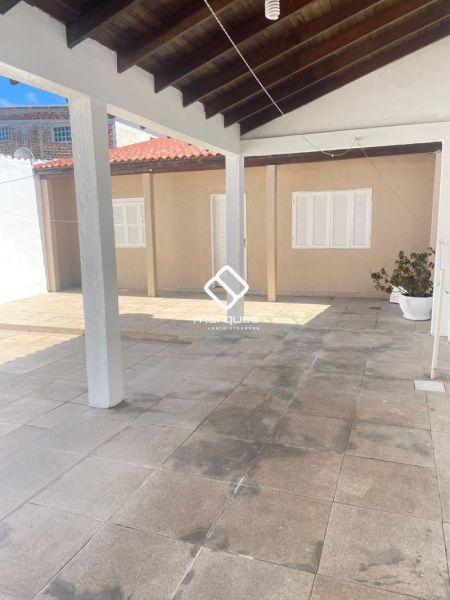 Casa com 1 quarto, 1 banheiro e 70m² à venda no bairro Fragata, Pelotas