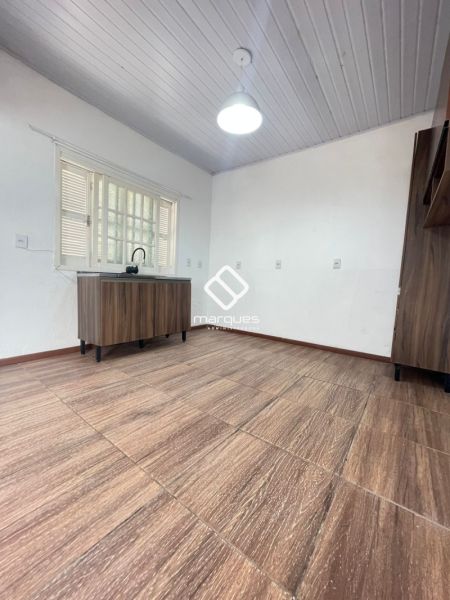 Casa com 1 quarto, 1 banheiro e 70m² à venda no bairro Fragata, Pelotas