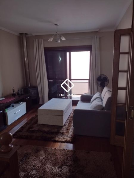 Casa com 3 quartos, 3 banheiros e 285m² à venda no bairro Três Vendas, Pelotas