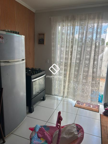 Casa com 2 quartos, 1 banheiro e 60m² à venda no bairro Santa Terezinha, Pelotas