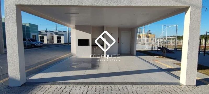 Casa com 2 quartos, 1 banheiro e 60m² à venda no bairro Santa Terezinha, Pelotas