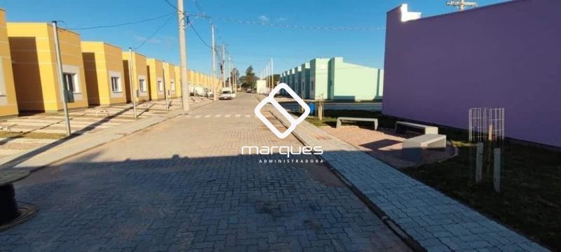 Casa com 2 quartos, 1 banheiro e 60m² à venda no bairro Santa Terezinha, Pelotas