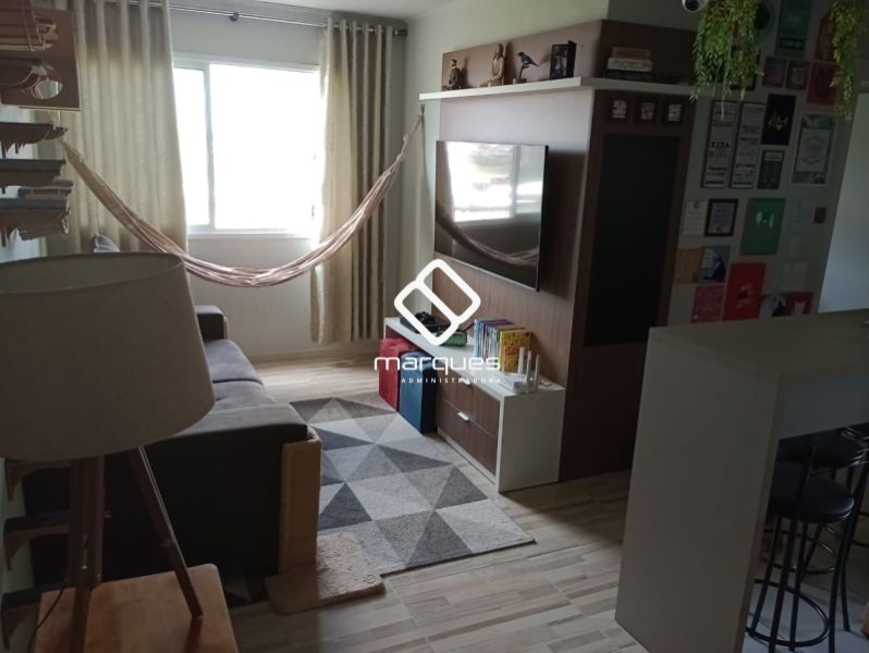 Apartamento com 2 quartos, 1 banheiro e 48m² à venda no bairro Sítio Floresta, Pelotas