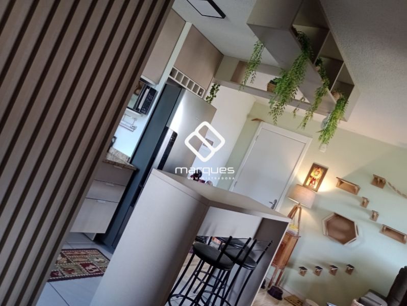Apartamento com 2 quartos, 1 banheiro e 48m² à venda no bairro Sítio Floresta, Pelotas