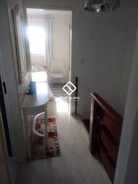 Casa com 2 quartos, 2 banheiros e 85m² à venda no bairro Três Vendas, Pelotas