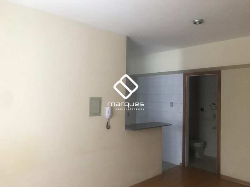 Apartamento com 1 quarto, 1 banheiro e 31m² à venda no bairro Centro, Pelotas