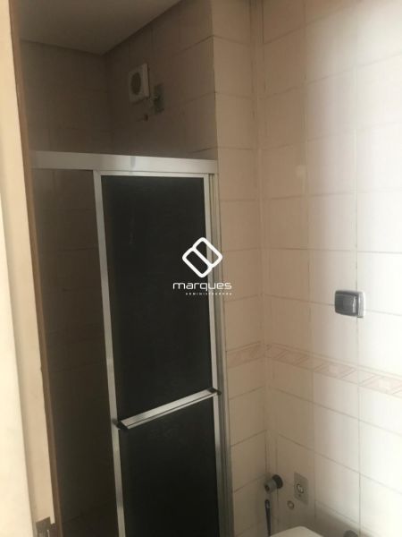 Apartamento com 1 quarto, 1 banheiro e 31m² à venda no bairro Centro, Pelotas
