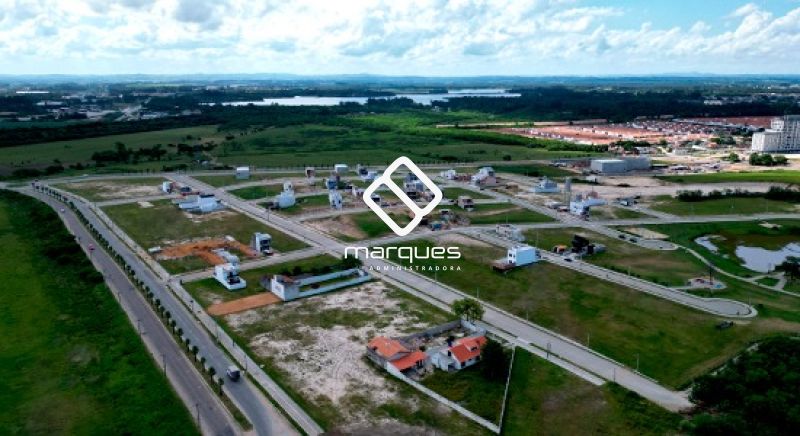 Terreno à venda no bairro Três Vendas, Pelotas