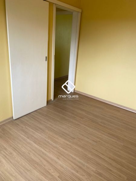 Apartamento com 2 quartos, 1 banheiro e 65m² à venda no bairro Fragata, Pelotas