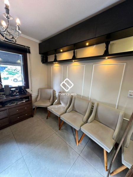 Casa com 3 quartos, 2 banheiros e 98m² à venda no bairro Areal, Pelotas