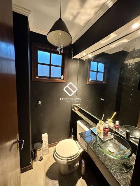 Casa com 3 quartos, 2 banheiros e 98m² à venda no bairro Areal, Pelotas
