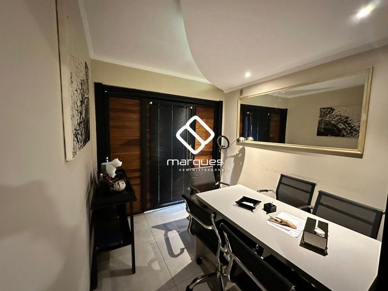 Casa com 3 quartos, 2 banheiros e 98m² à venda no bairro Areal, Pelotas