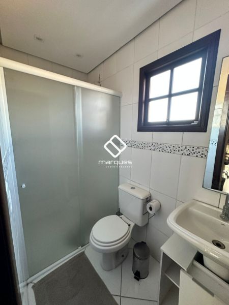Casa com 3 quartos, 2 banheiros e 98m² à venda no bairro Areal, Pelotas